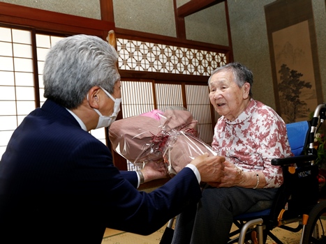 山崎さんの画像