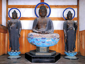 木造阿弥陀三尊像の画像